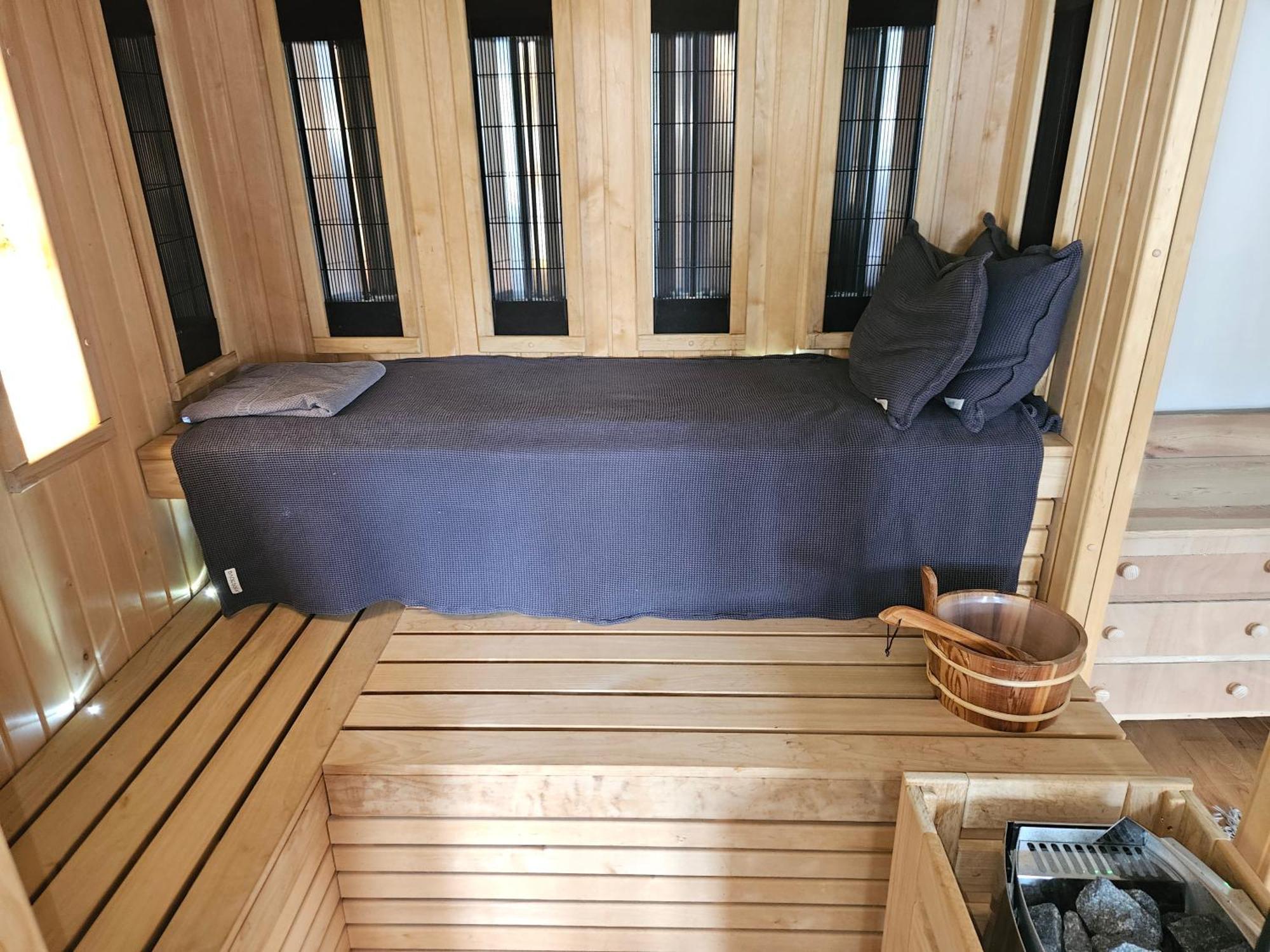 Premium Apartment Mit Privatem Whirlpool, Sauna, Garten سانكت مارتن ام غريم المظهر الخارجي الصورة